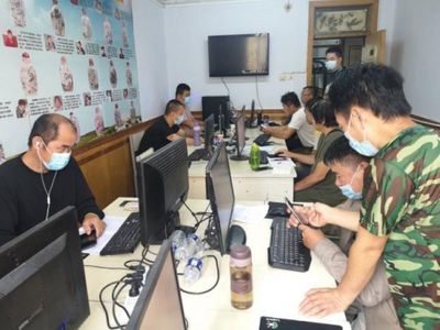 互聯(lián)網(wǎng)+插上的翅膀 用腳也能奏響自強(qiáng)音符，開(kāi)網(wǎng)店年入10萬(wàn)